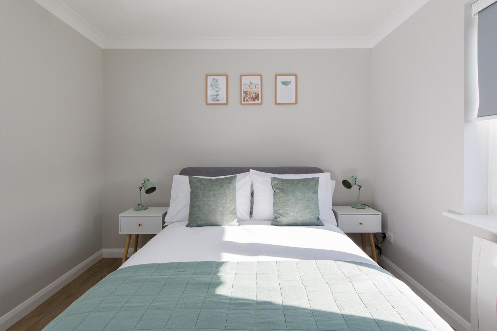 Little Blue By The Butler Collection Leilighet Chichester Eksteriør bilde